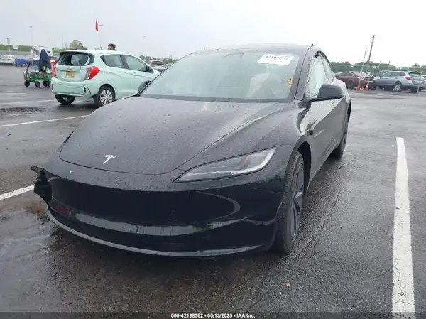 5YJ3E1EA1SF911335 2025 TESLA MODEL 3 - Image 2