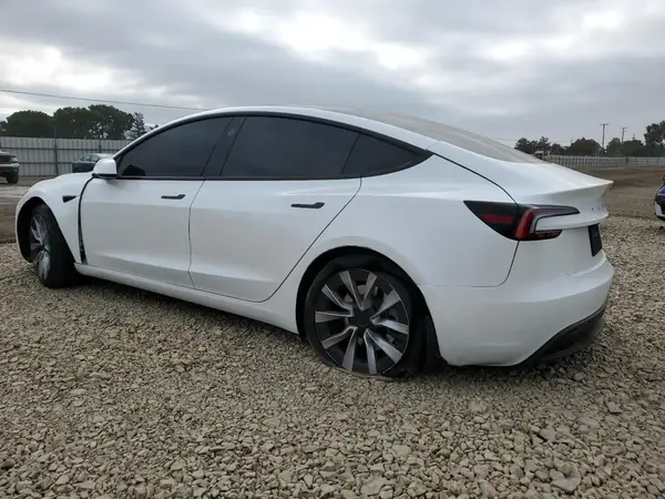 5YJ3E1EA1SF916812 2025 TESLA MODEL 3 - Image 2