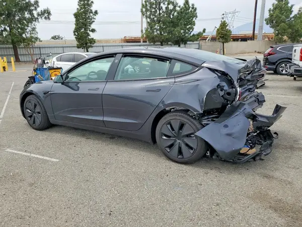 5YJ3E1EA1SF920164 2025 TESLA MODEL 3 - Image 2