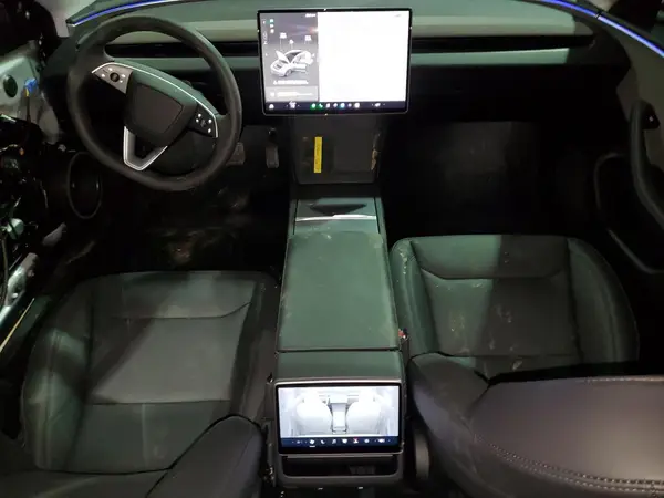 5YJ3E1EA1SF925543 2025 TESLA MODEL 3 - Image 8