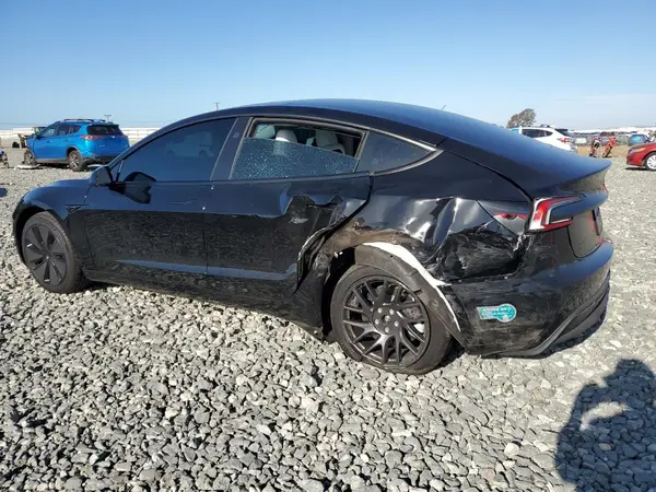 5YJ3E1EA1SF930080 2025 TESLA MODEL 3 - Image 2
