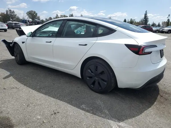 5YJ3E1EA1SF931987 2025 TESLA MODEL 3 - Image 2