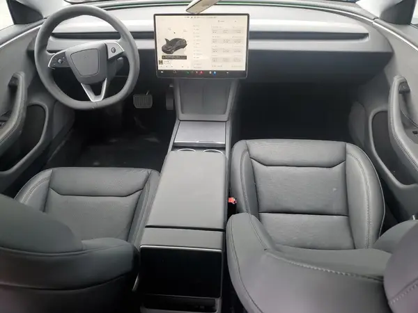 5YJ3E1EA1SF935389 2025 TESLA MODEL 3 - Image 8