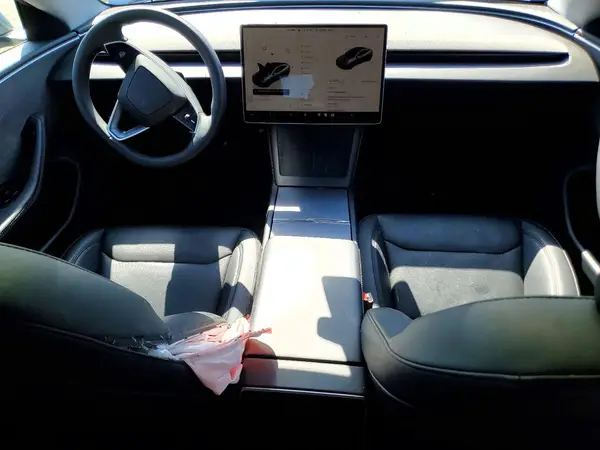 5YJ3E1EA1SF936218 2025 TESLA MODEL 3 - Image 8
