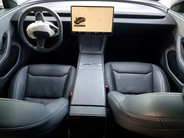 5YJ3E1EA1SF936929 2025 TESLA MODEL 3 - Image 8