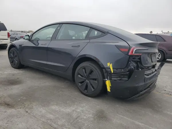 5YJ3E1EA1SF936977 2025 TESLA MODEL 3 - Image 2