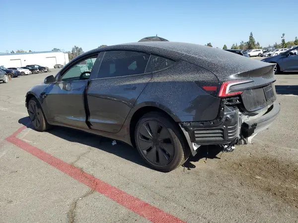 5YJ3E1EA1SF938468 2025 TESLA MODEL 3 - Image 2