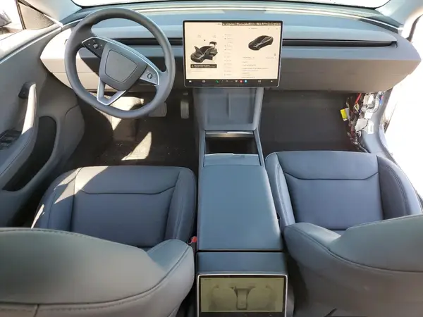 5YJ3E1EA1SF938468 2025 TESLA MODEL 3 - Image 8