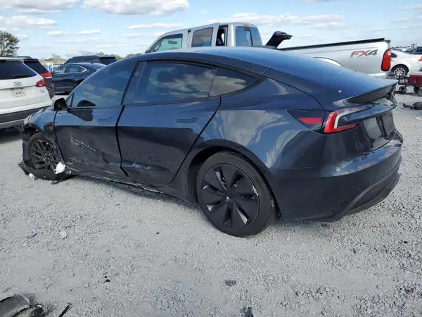 5YJ3E1EA1SF951866 2025 TESLA MODEL 3 - Image 2