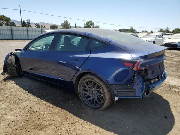 5YJ3E1EA1SF959448 2025 TESLA MODEL 3 - Image 2