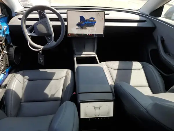 5YJ3E1EA1SF959448 2025 TESLA MODEL 3 - Image 8