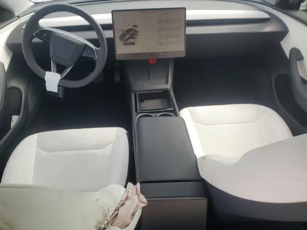 5YJ3E1EA1SF978789 2025 TESLA MODEL 3 - Image 8