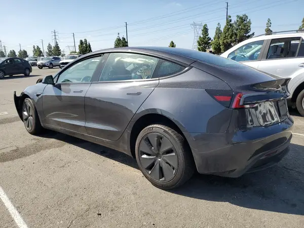 5YJ3E1EA1SF981756 2025 TESLA MODEL 3 - Image 2