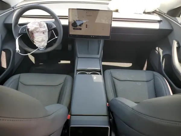 5YJ3E1EA1SF982406 2025 TESLA MODEL 3 - Image 8