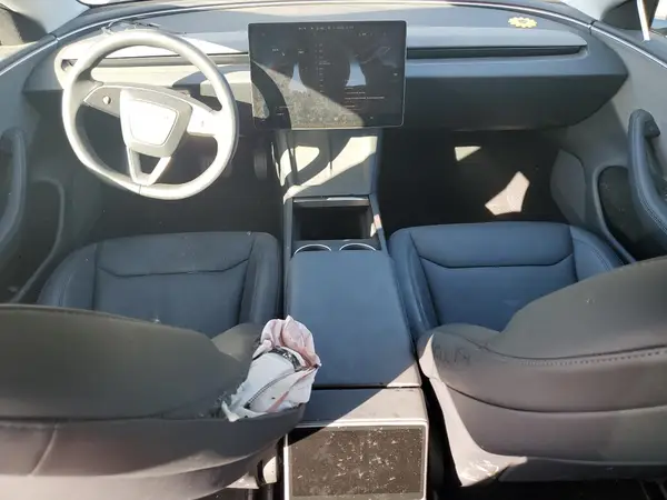5YJ3E1EA1SF987380 2025 TESLA MODEL 3 - Image 8