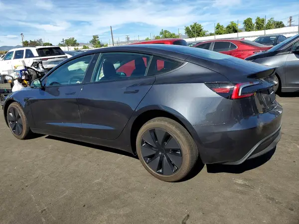 5YJ3E1EA1TF123785 2026 TESLA MODEL 3 - Image 2