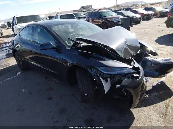 5YJ3E1EA1TF142711 2026 TESLA MODEL 3 - Image 1