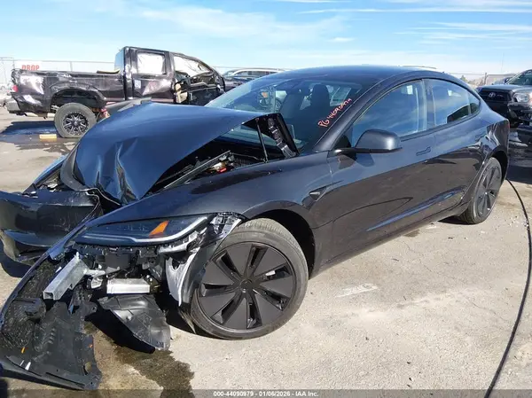 5YJ3E1EA1TF142711 2026 TESLA MODEL 3 - Image 2