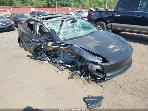 5YJ3E1EA1TF147052 2026 TESLA MODEL 3 - Image 1