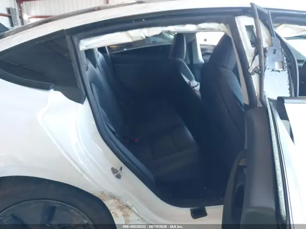 5YJ3E1EA1TF158035 2026 TESLA MODEL 3 - Image 8
