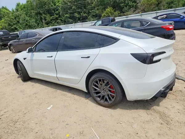 5YJ3E1EA1TF162781 2026 TESLA MODEL 3 - Image 2