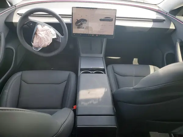 5YJ3E1EA1TF198972 2026 TESLA MODEL 3 - Image 8