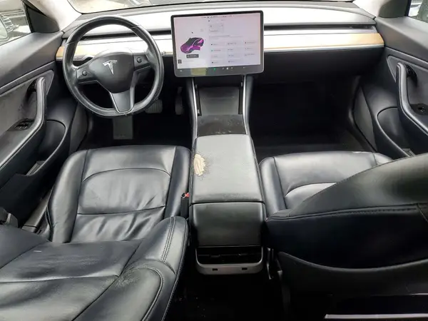 5YJ3E1EA2HF000603 2017 TESLA MODEL 3 - Image 8