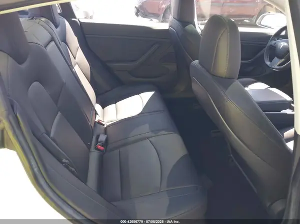 5YJ3E1EA2JF004348 2018 TESLA MODEL 3 - Image 8