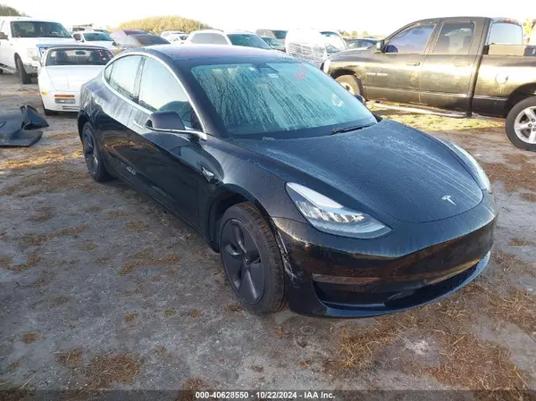 5YJ3E1EA2JF004933 2018 TESLA MODEL 3 - Image 1