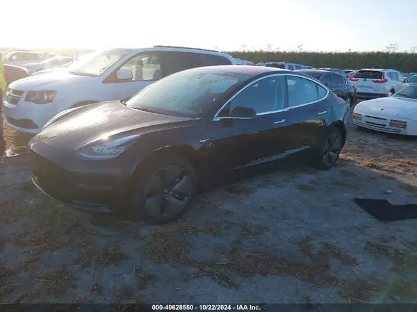 5YJ3E1EA2JF004933 2018 TESLA MODEL 3 - Image 2