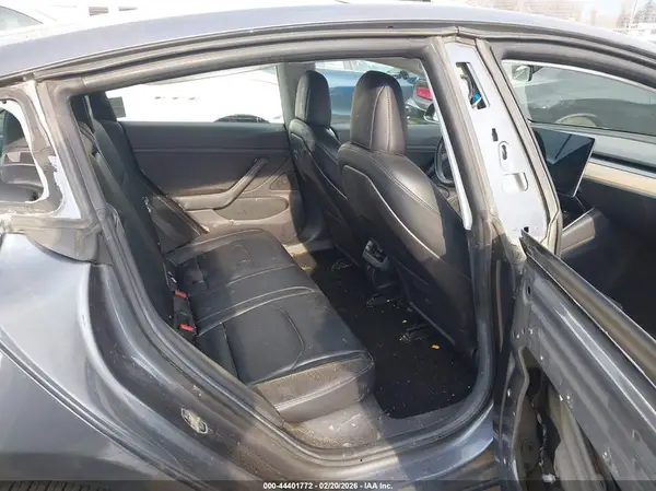 5YJ3E1EA2JF005970 2018 TESLA MODEL 3 - Image 8