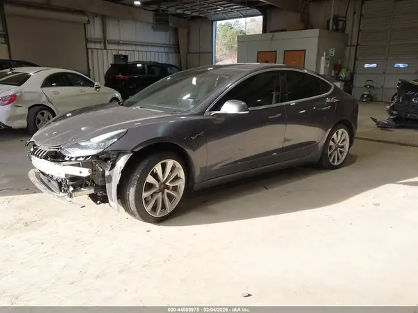5YJ3E1EA2JF006035 2018 TESLA MODEL 3 - Image 2