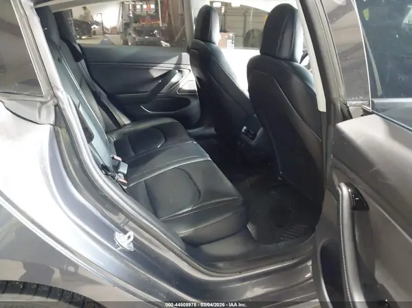 5YJ3E1EA2JF006035 2018 TESLA MODEL 3 - Image 8