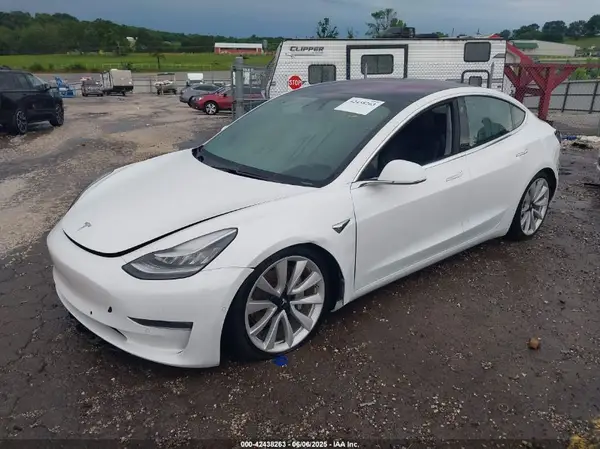 5YJ3E1EA2JF006519 2018 TESLA MODEL 3 - Image 2