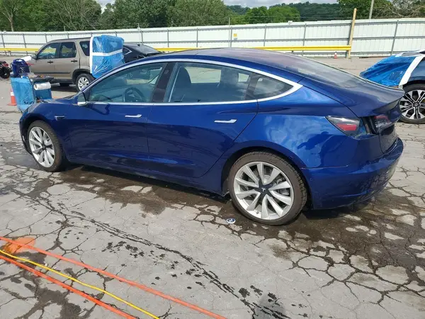 5YJ3E1EA2JF008089 2018 TESLA MODEL 3 - Image 2