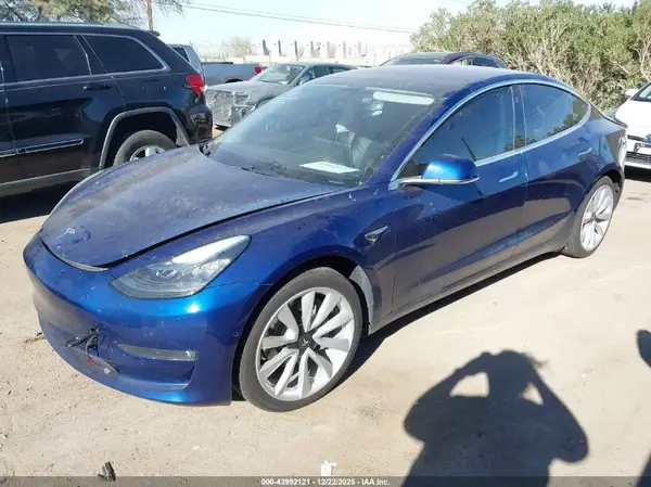5YJ3E1EA2JF008108 2018 TESLA MODEL 3 - Image 2