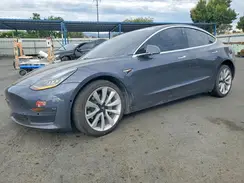 5YJ3E1EA2JF009548 2018 TESLA MODEL 3