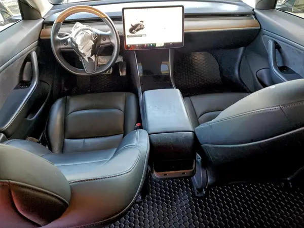 5YJ3E1EA2JF010733 2018 TESLA MODEL 3 - Image 8
