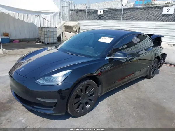 5YJ3E1EA2JF011381 2018 TESLA MODEL 3 - Image 2