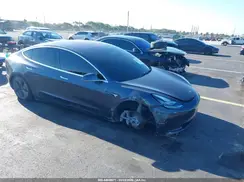 5YJ3E1EA2JF012689 2018 TESLA MODEL 3