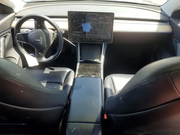 5YJ3E1EA2JF013891 2018 TESLA MODEL 3 - Image 8