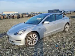 5YJ3E1EA2JF015270 2018 TESLA MODEL 3