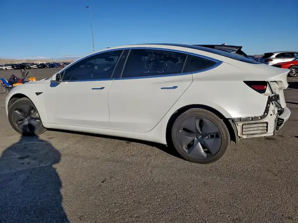 5YJ3E1EA2JF017407 2018 TESLA MODEL 3 - Image 2
