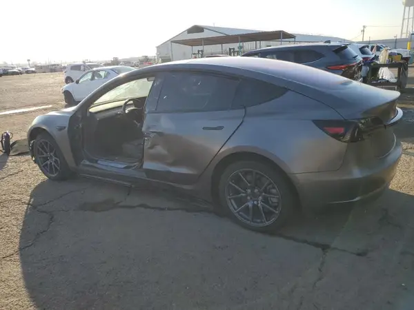 5YJ3E1EA2JF020985 2018 TESLA MODEL 3 - Image 2