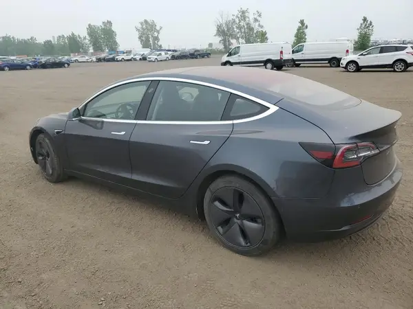5YJ3E1EA2JF021280 2018 TESLA MODEL 3 - Image 2