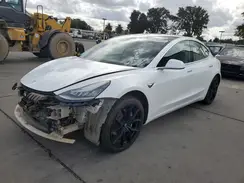 5YJ3E1EA2JF025278 2018 TESLA MODEL 3