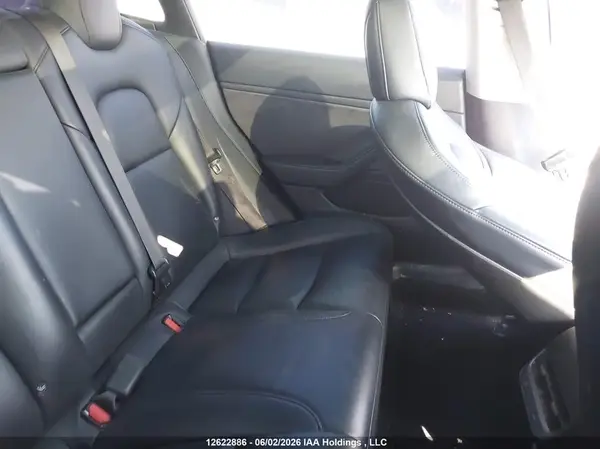 5YJ3E1EA2JF026592 2018 TESLA MODEL 3 - Image 8