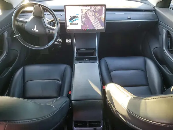 5YJ3E1EA2JF027239 2018 TESLA MODEL 3 - Image 8