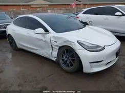 5YJ3E1EA2JF029475 2018 TESLA MODEL 3