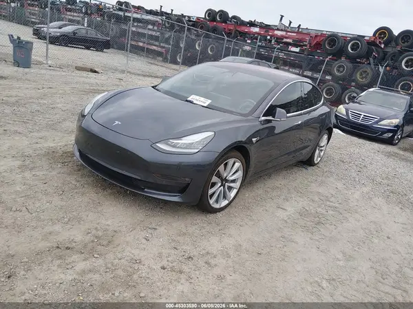 5YJ3E1EA2JF032005 2018 TESLA MODEL 3 - Image 2